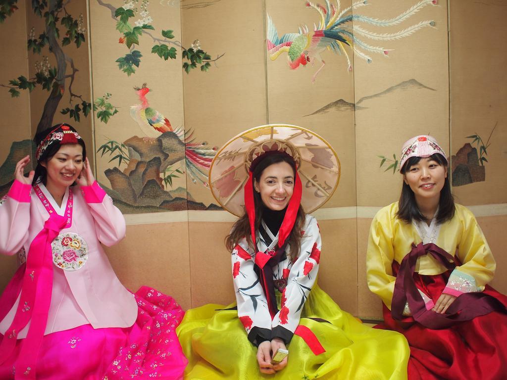 Eugene Hanok Culture Center Dongdaemun Сеул Екстер'єр фото